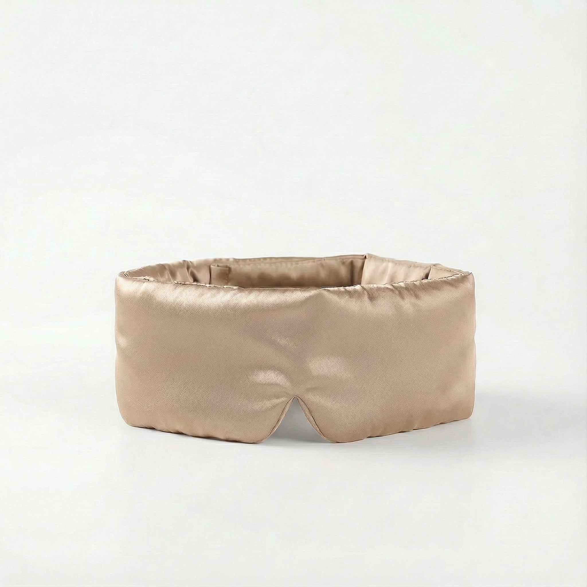 Masque de nuit en soie de murier — Parchemin